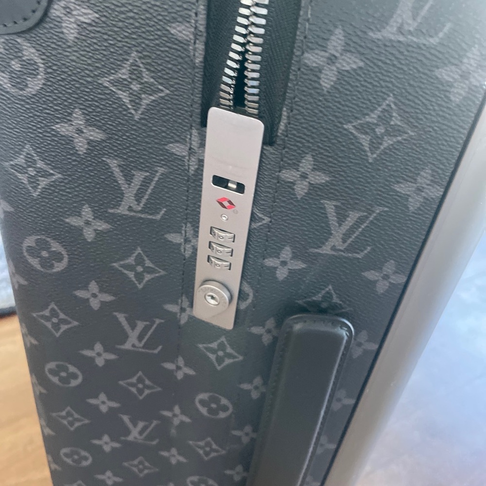 Louis Vuitton Horizon 55